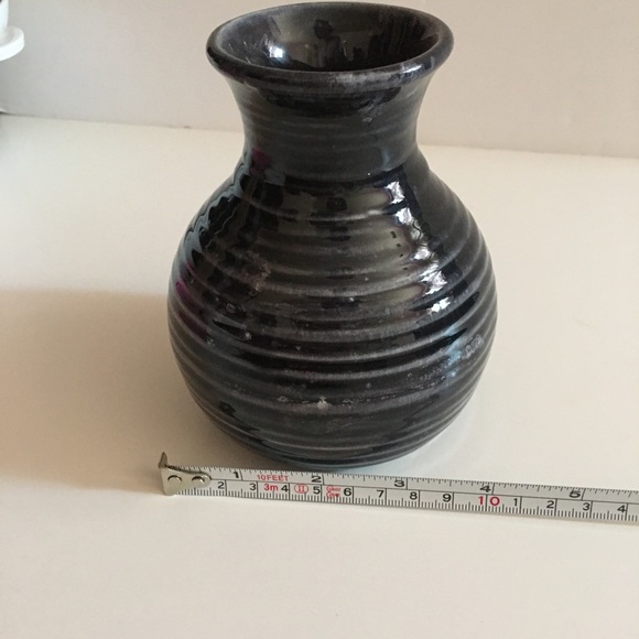 Black Glazed Clay Vase - Picture 5 of 8